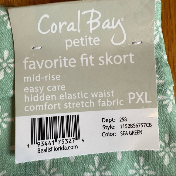 Coral Bay Mint Geometric Mini Skirt - Picture 4 of 4